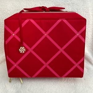 Estée Lauder large makeup bag
